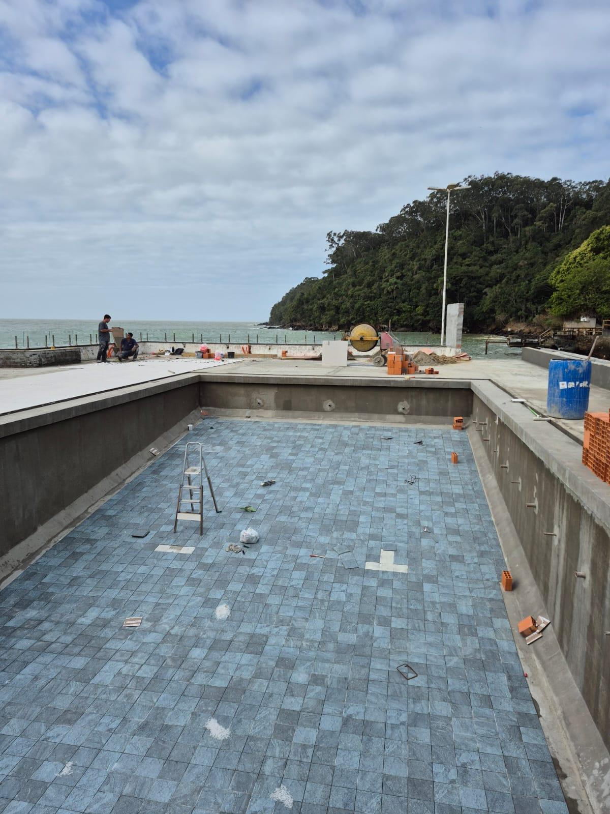Clube na Praia de Cabeçudas