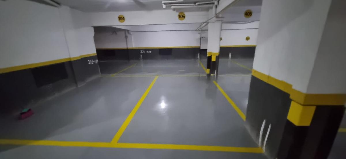 Piso de Concreto Polido com Pintura Epóxi