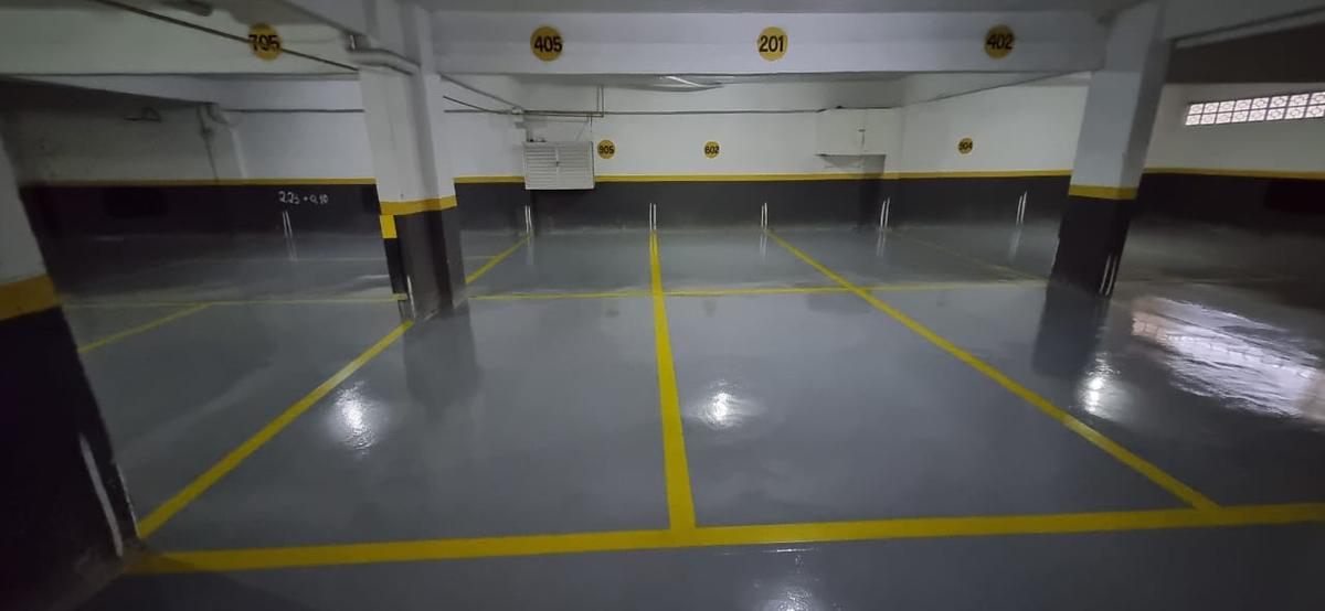 Piso de Concreto Polido com Pintura Epóxi