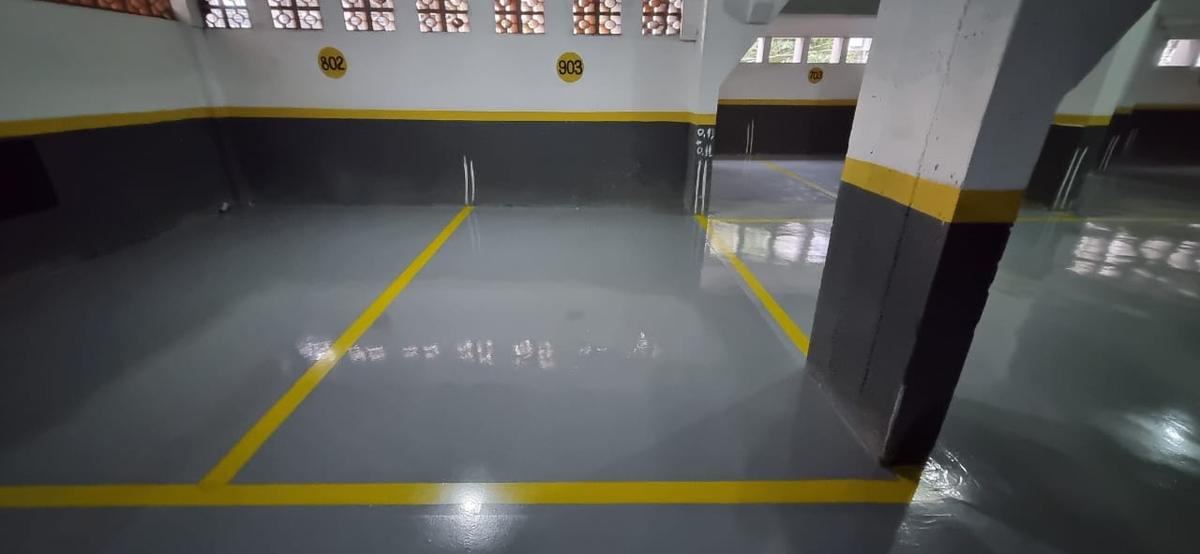 Piso de Concreto Polido com Pintura Epóxi
