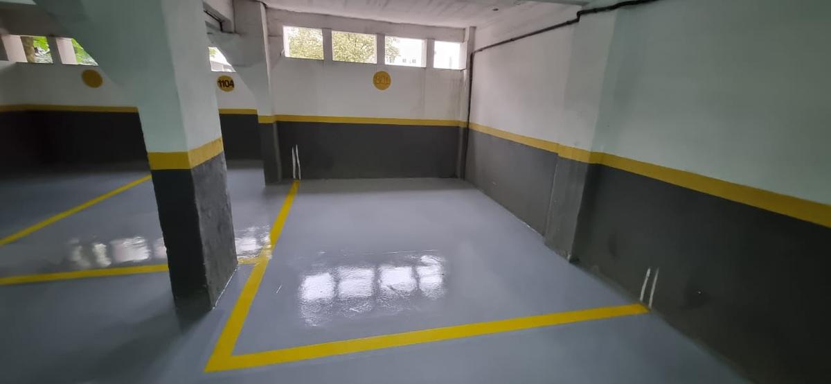 Piso de Concreto Polido com Pintura Epóxi
