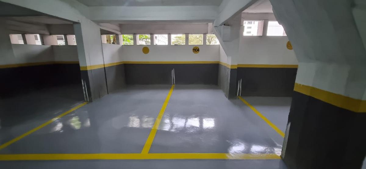 Piso de Concreto Polido com Pintura Epóxi